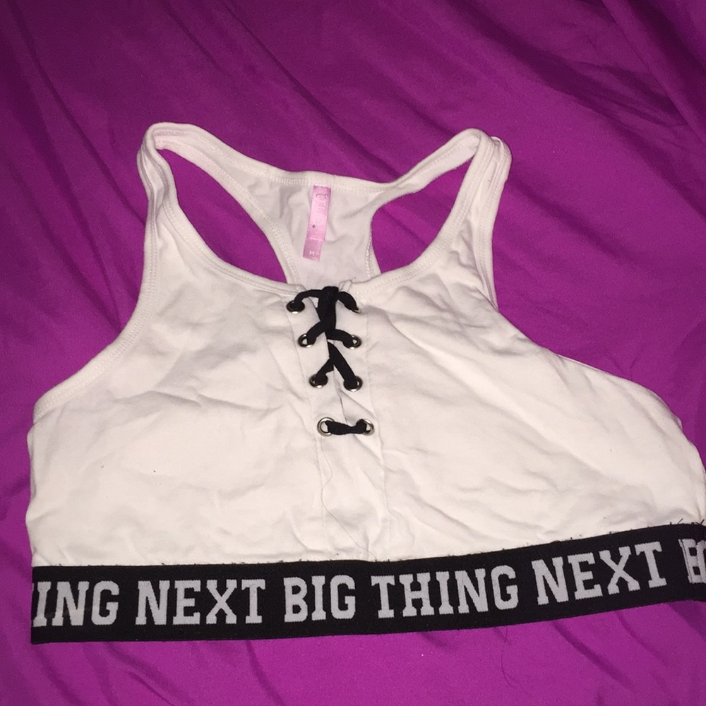 Sports bra no pads size M